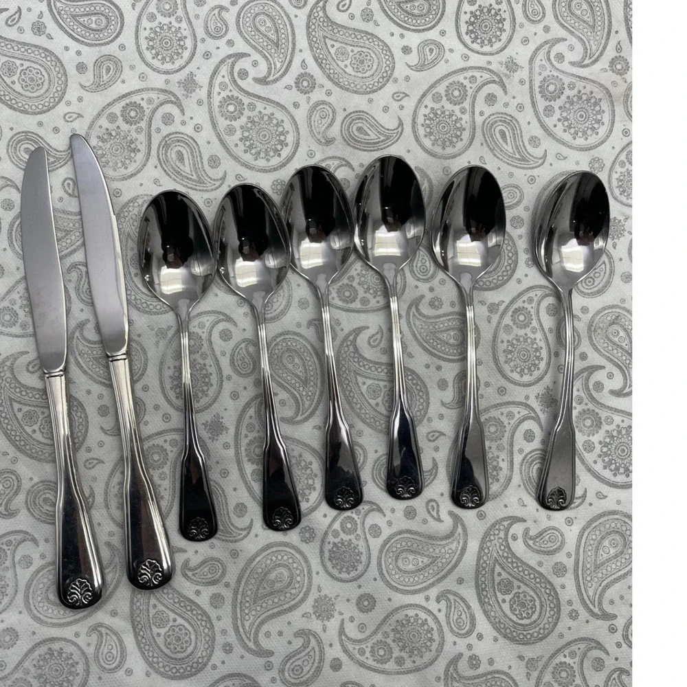 Wm A Rogers Oneida Royal Shell Stainless Flatware 6 Soup Spoons 2 Dinner Knives